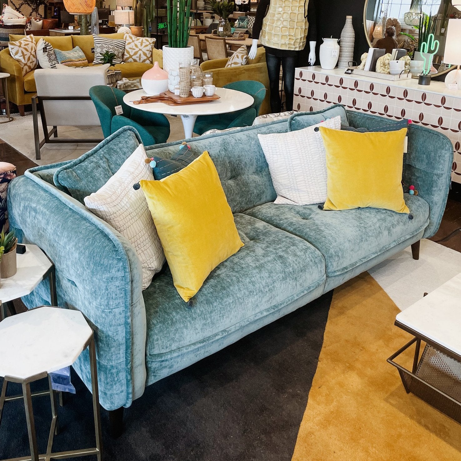 Retro Chic - City Home