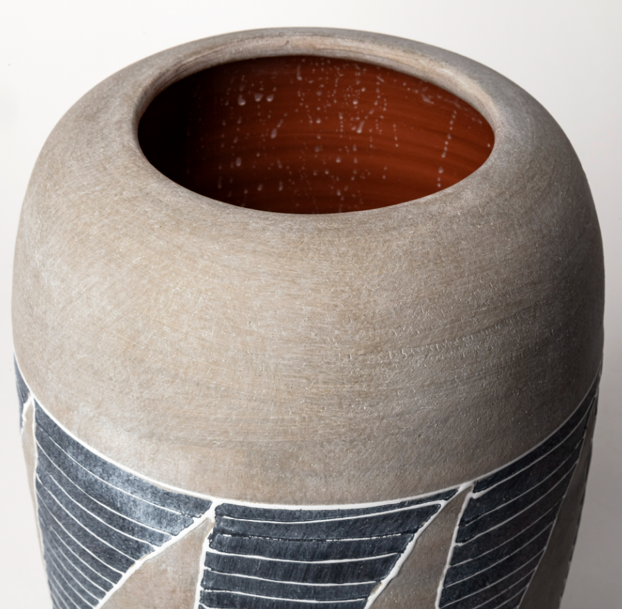 Cove Vase: Up-Close Product View