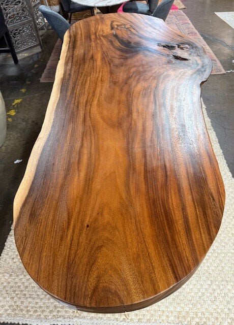 Chamcha Dining Table: Tabletop View