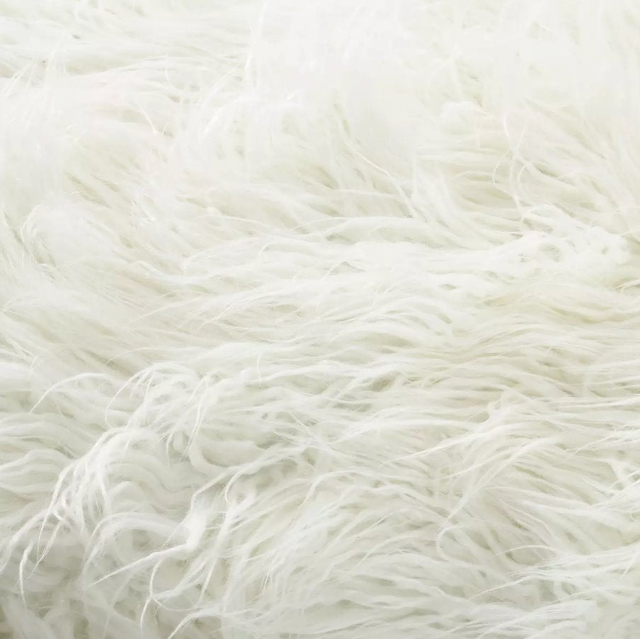 Charlotte Bench: Up-Close Vi Mongolian Cream Furew of