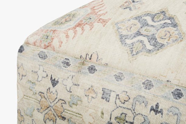 Design Pouf: Up-Close Product View