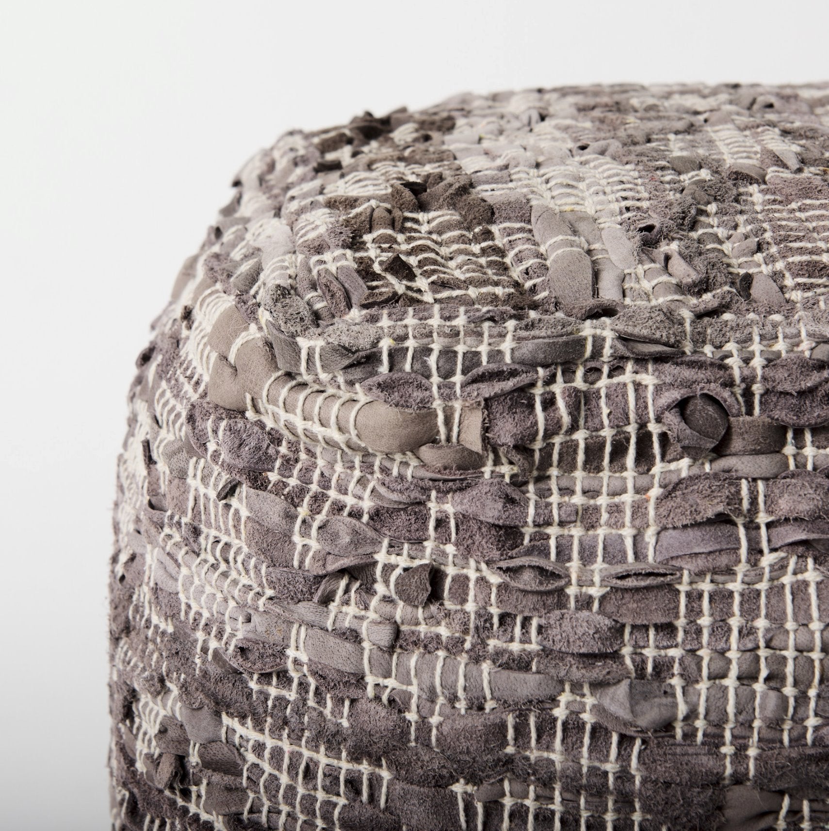 Falguni Pouf: Product Corner View