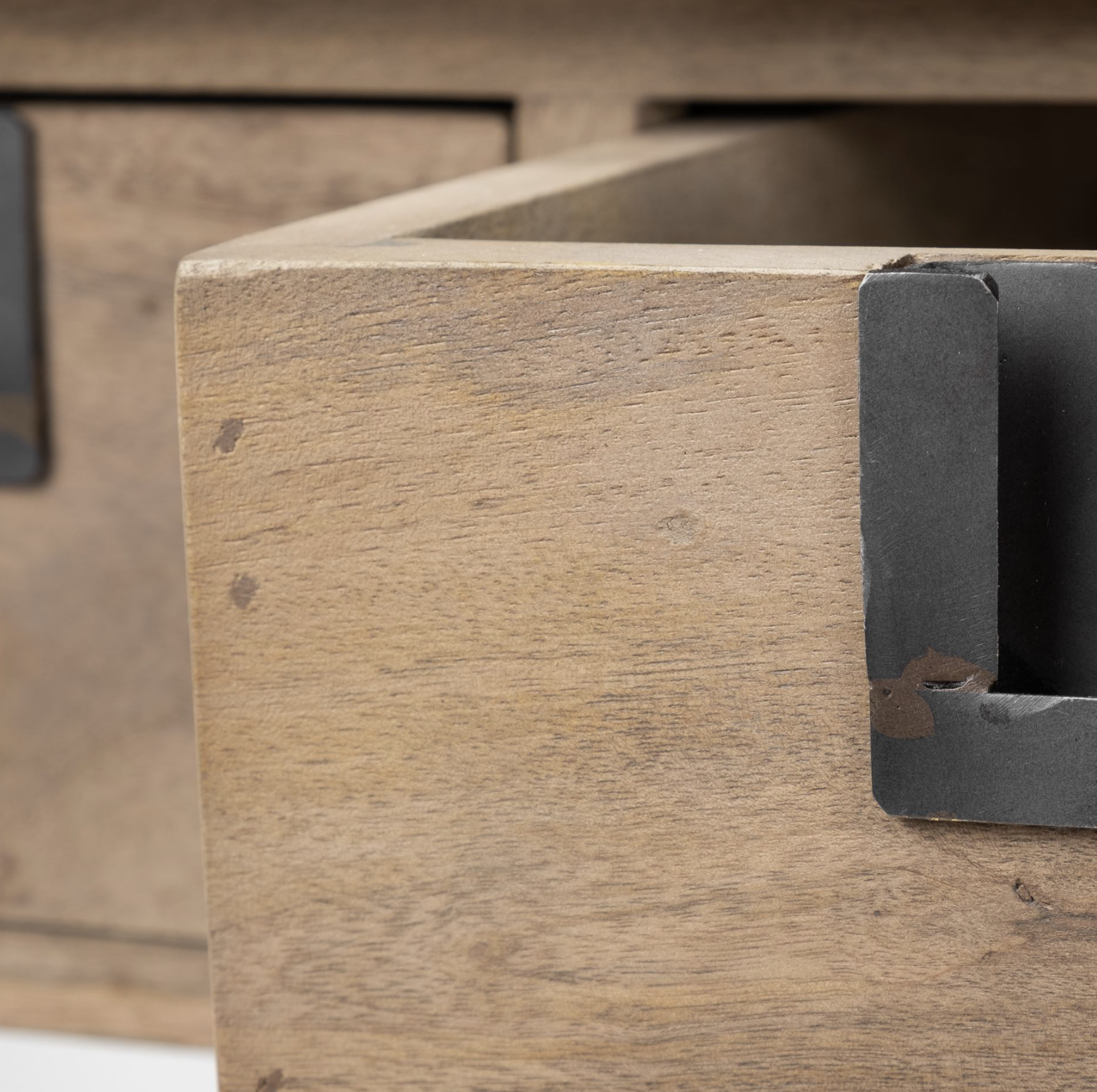 Harrelson III: Up-Close Product View