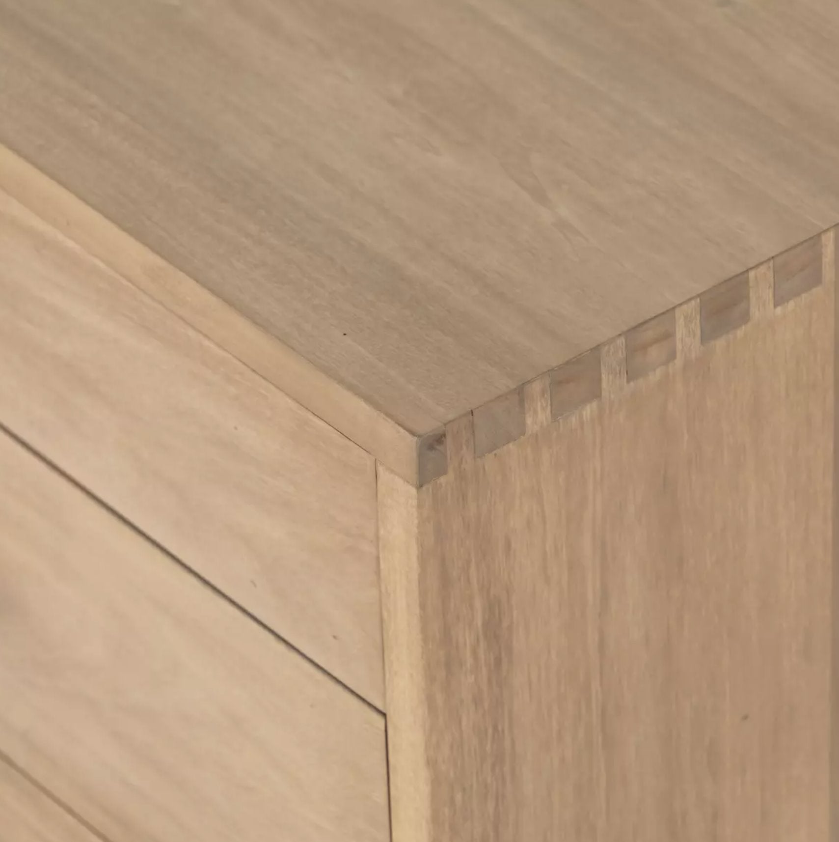 Isador Executive Desk: Product Corner View