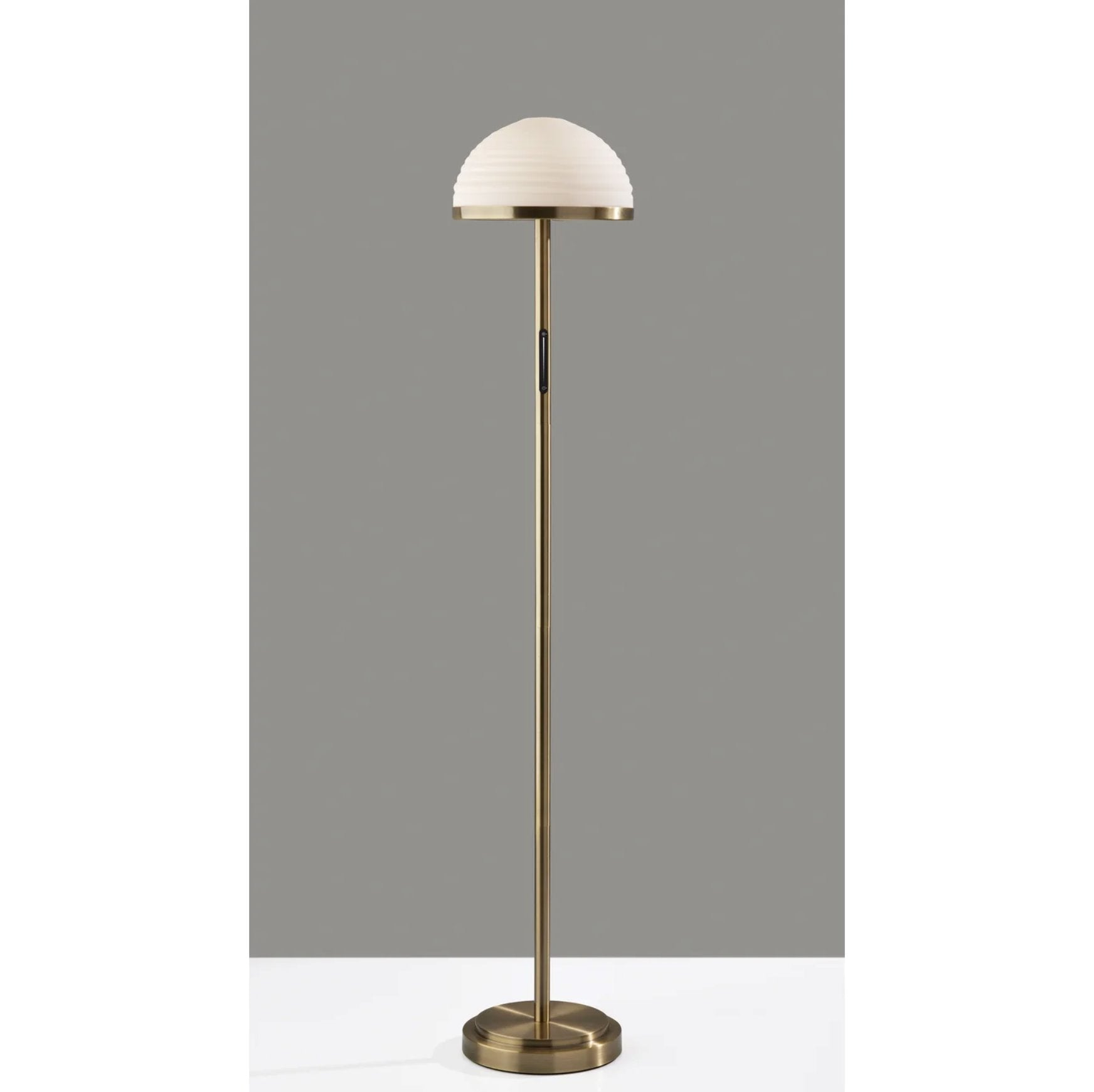 Juliana LED Floor Lamp: Product View