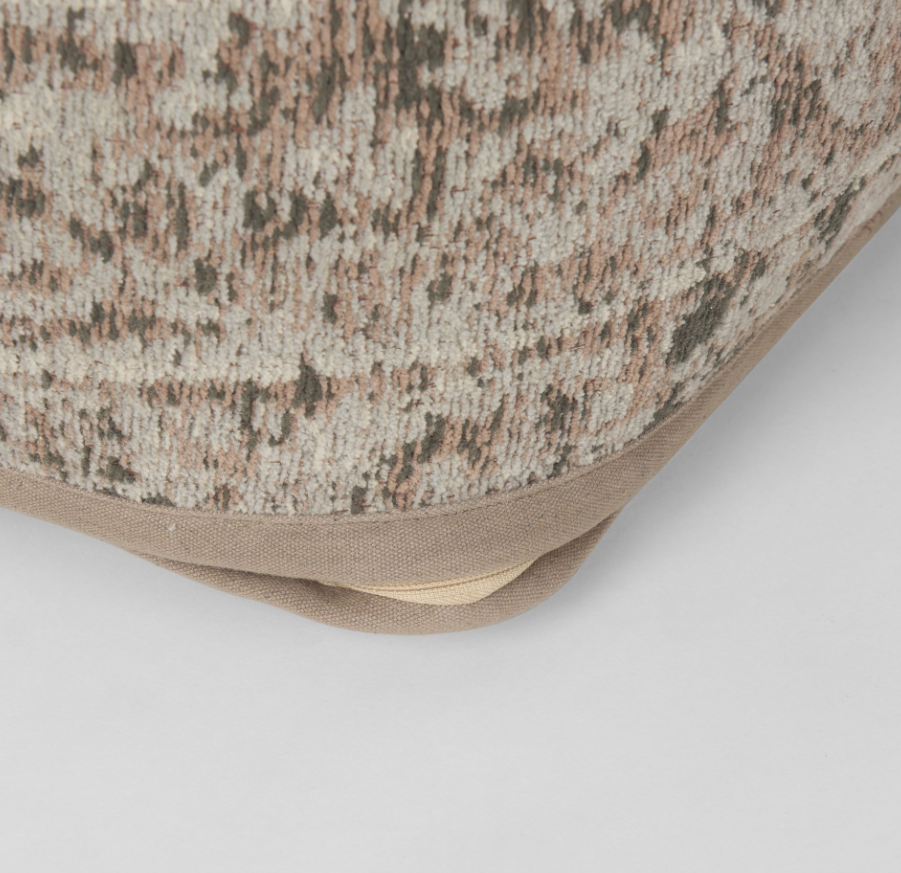 Khloe Pouf: Hidden Zipper View