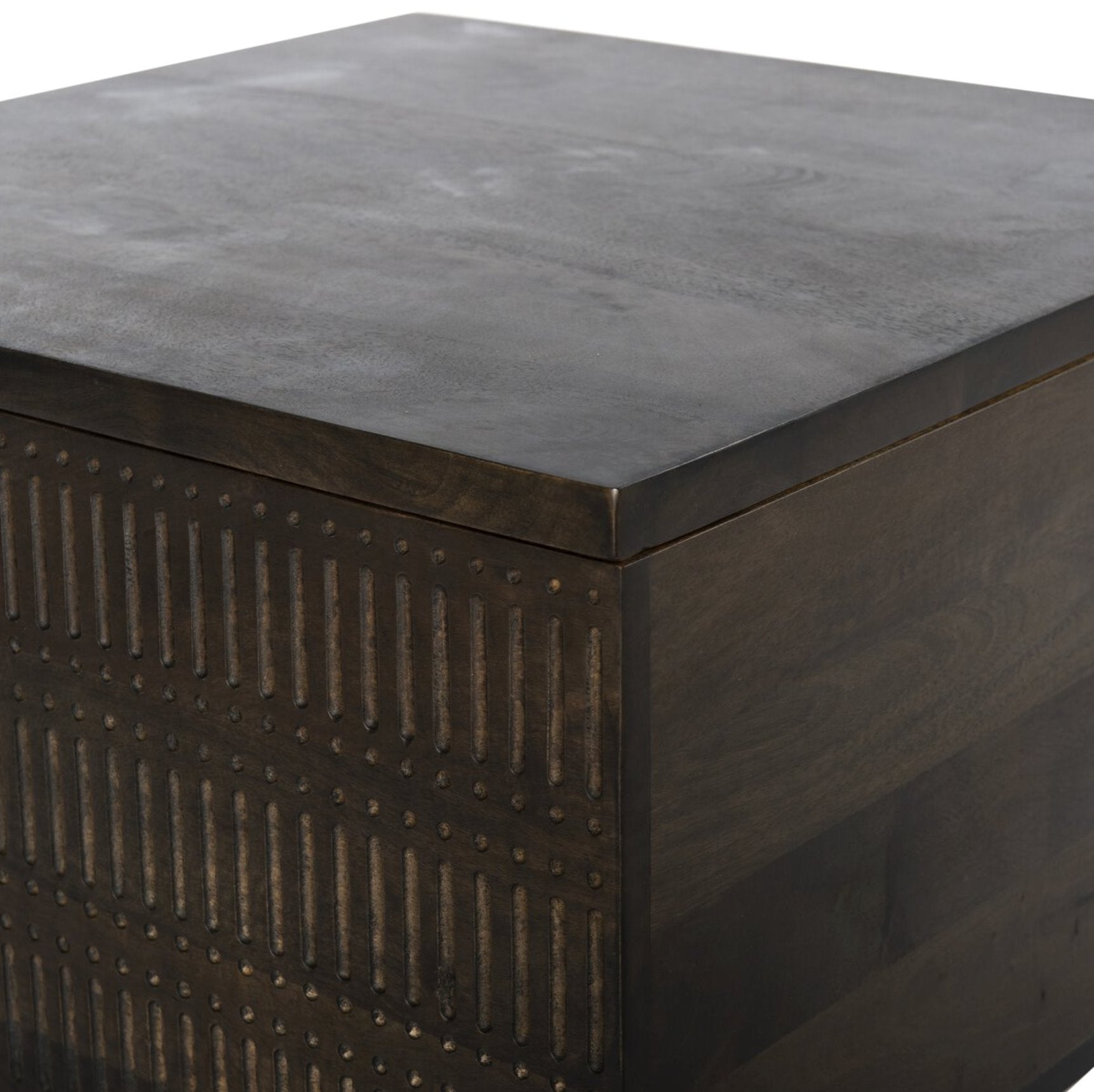 Kelby Storage: Product Corner View