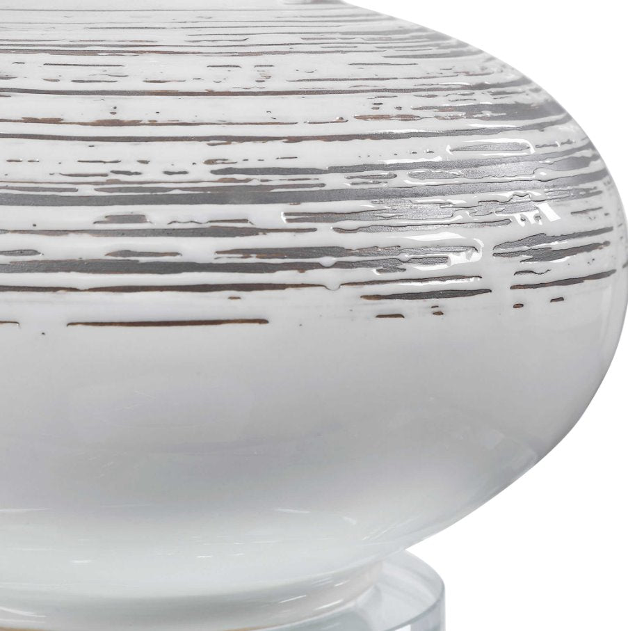 Lenta Accent Table Lamp: Up-Close Product View