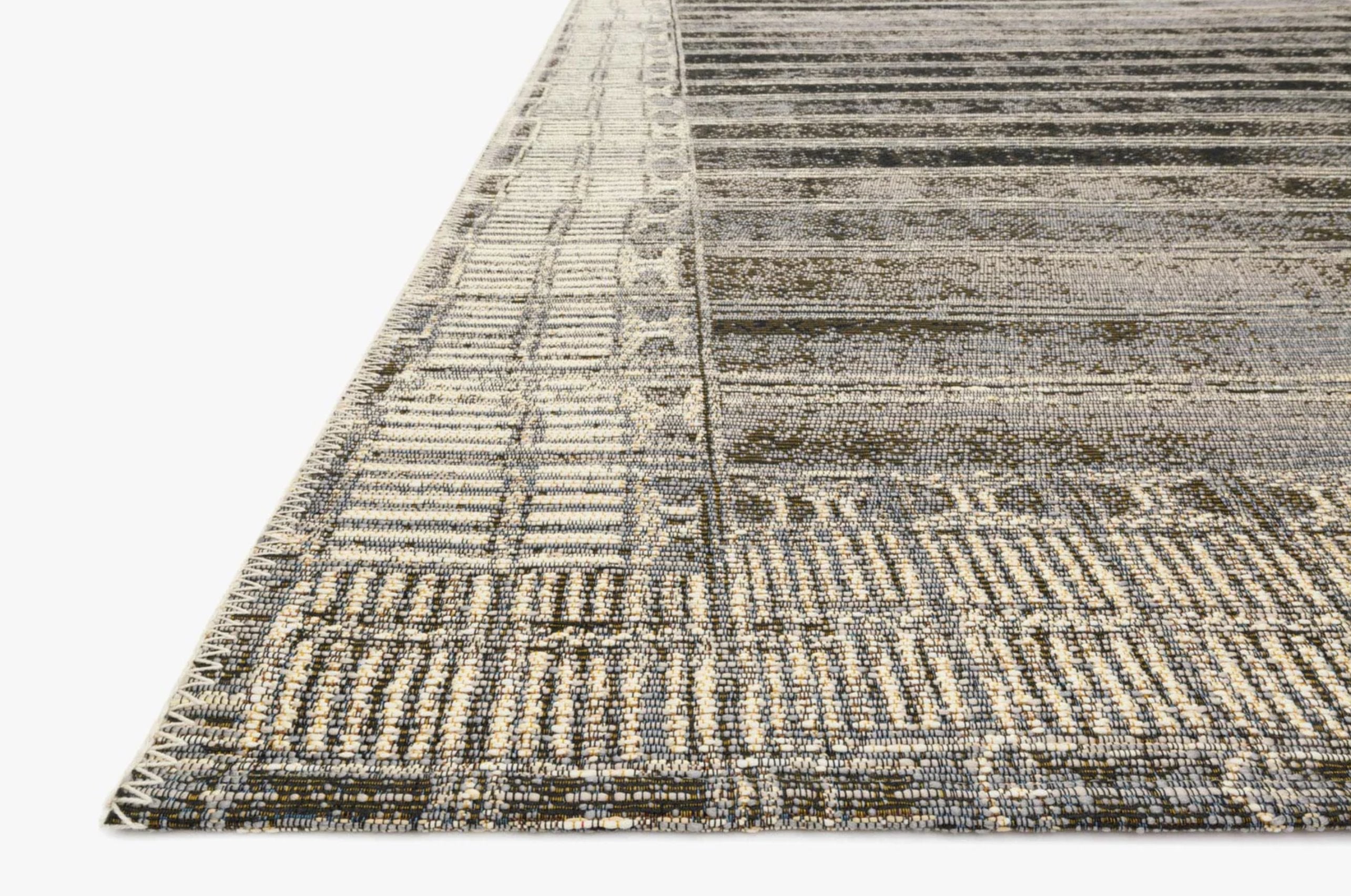 Mika Rug in Charcoal/Ivory: Pile Height