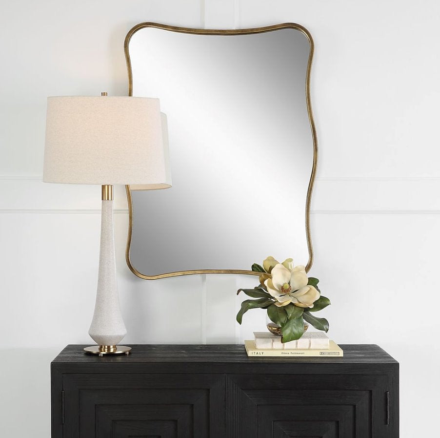 Pavia Vanity Mirror: Product Style View