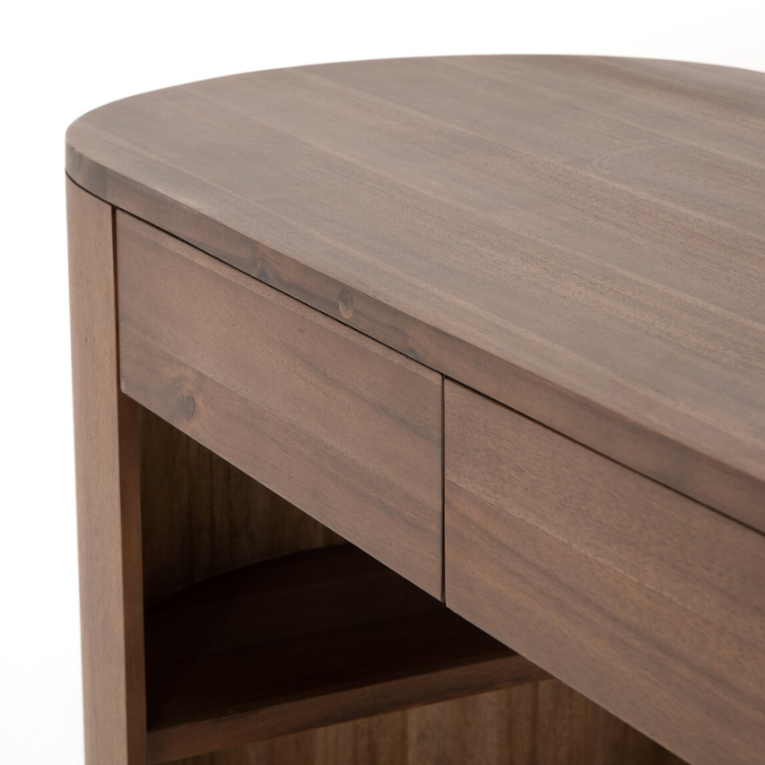 Pilar Desk