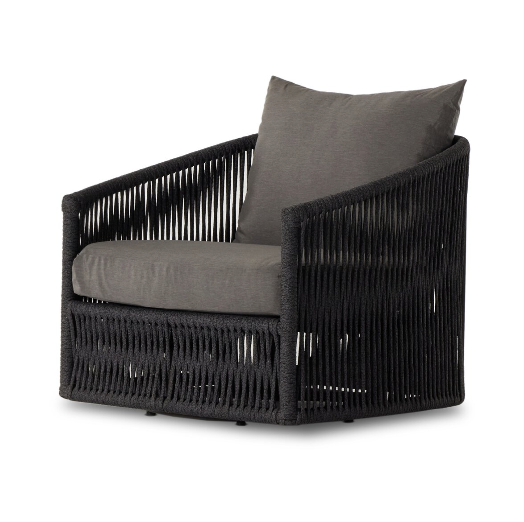 Porto Outdoor Swivel Chair: Product View