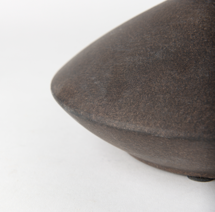 Rylee Ceramic Vase: Product Corner View