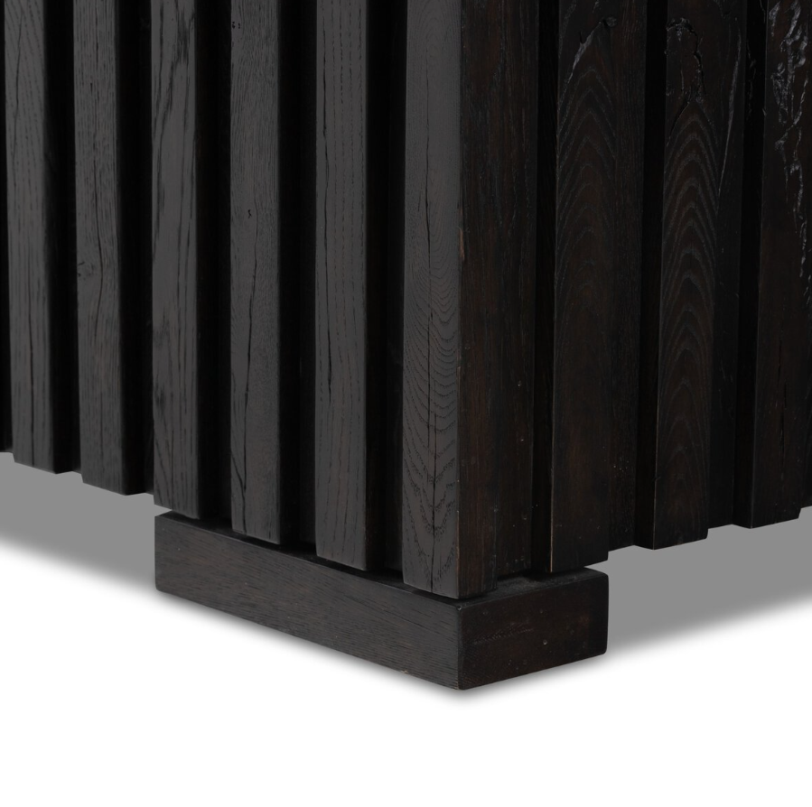 Ramos Sideboard: Product Legs View