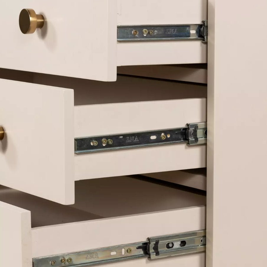 Van Rectangular Nightstand: Drawer Hardware View