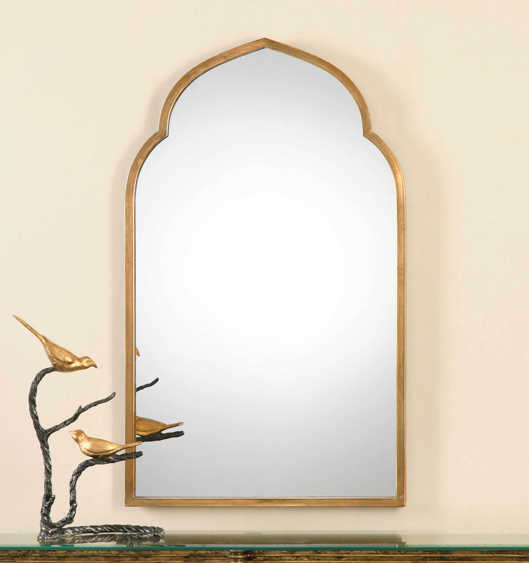 Kenitra arch mirror in gold