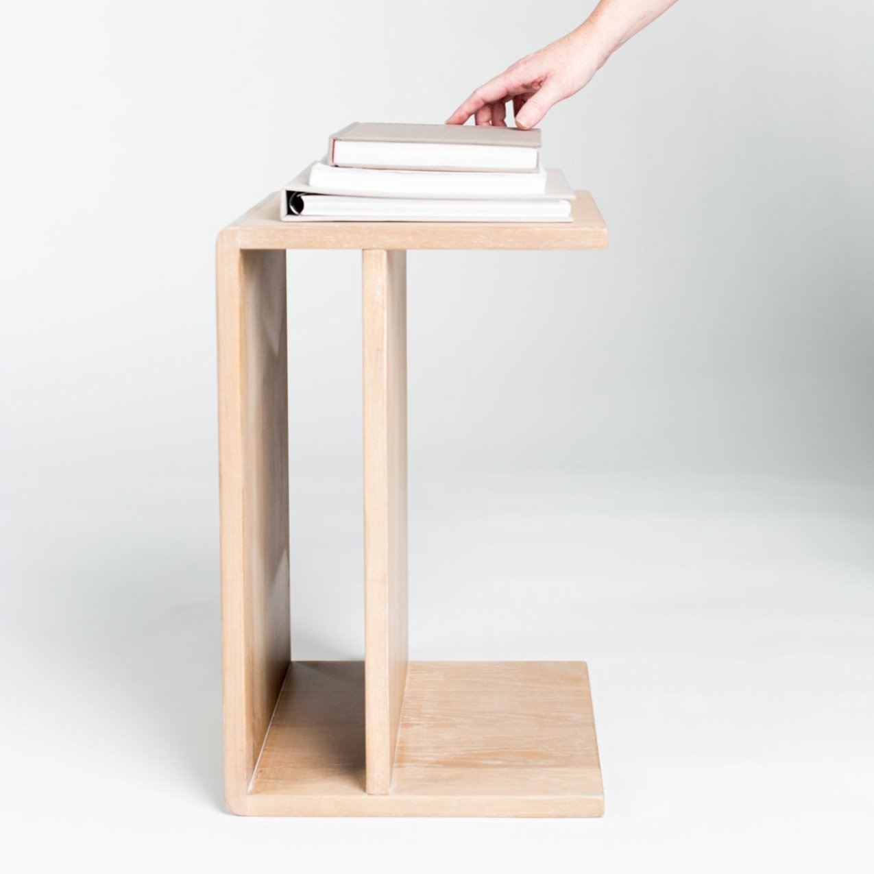 Hiroki Accent C-Table - Moe's