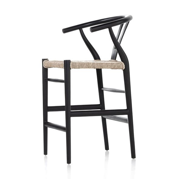 Muestra Counter Stool: Product Quarter View