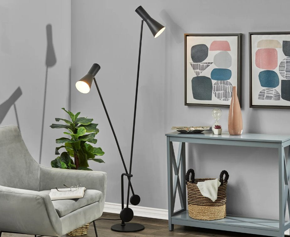 Bond Floor Lamp: Style View