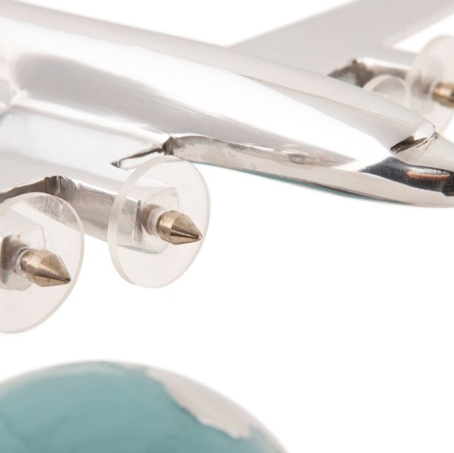 Autour Du Monde: Up-Close Product View