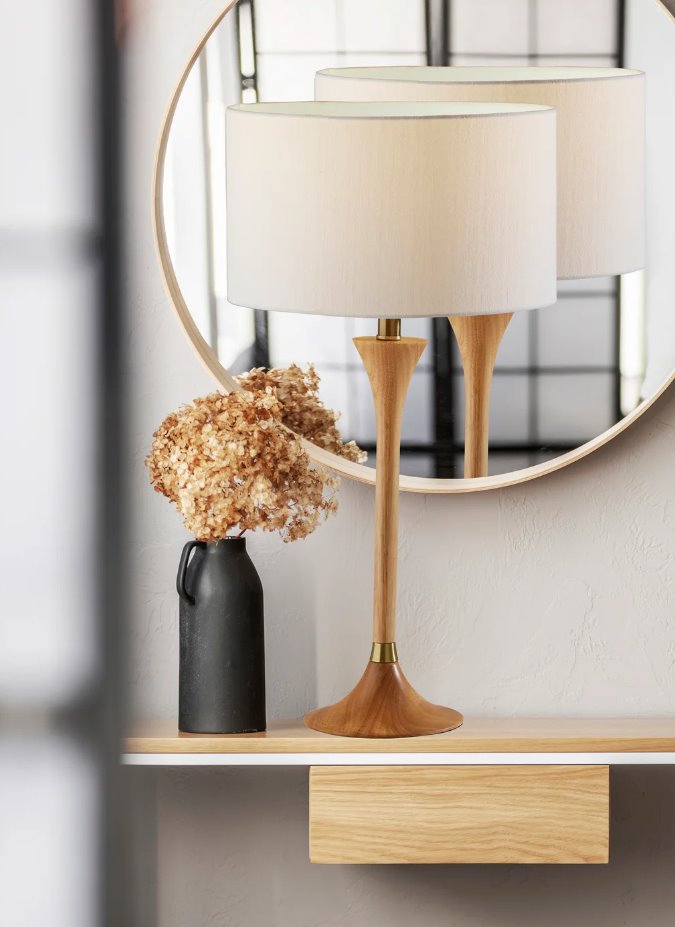 Rebecca Table Lamp: Style View