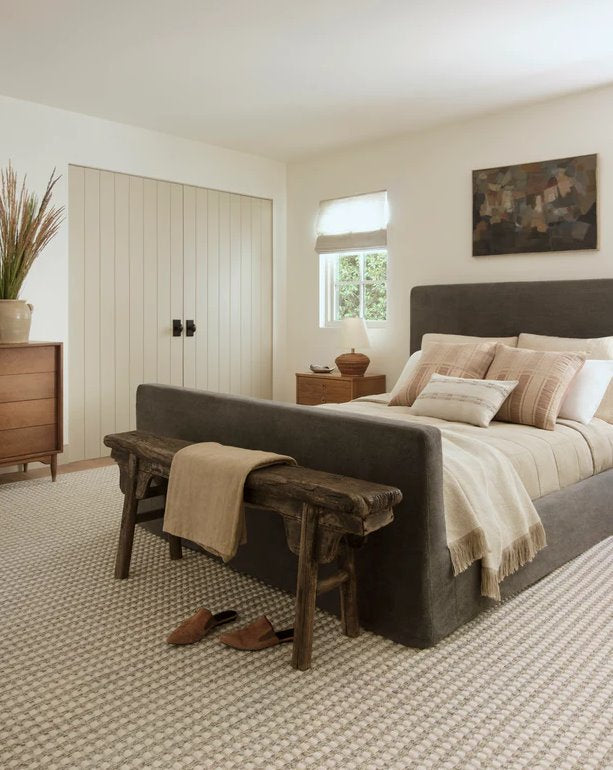 Amber Lewis x Loloi Ojai Hand Loomed Rug: Style View