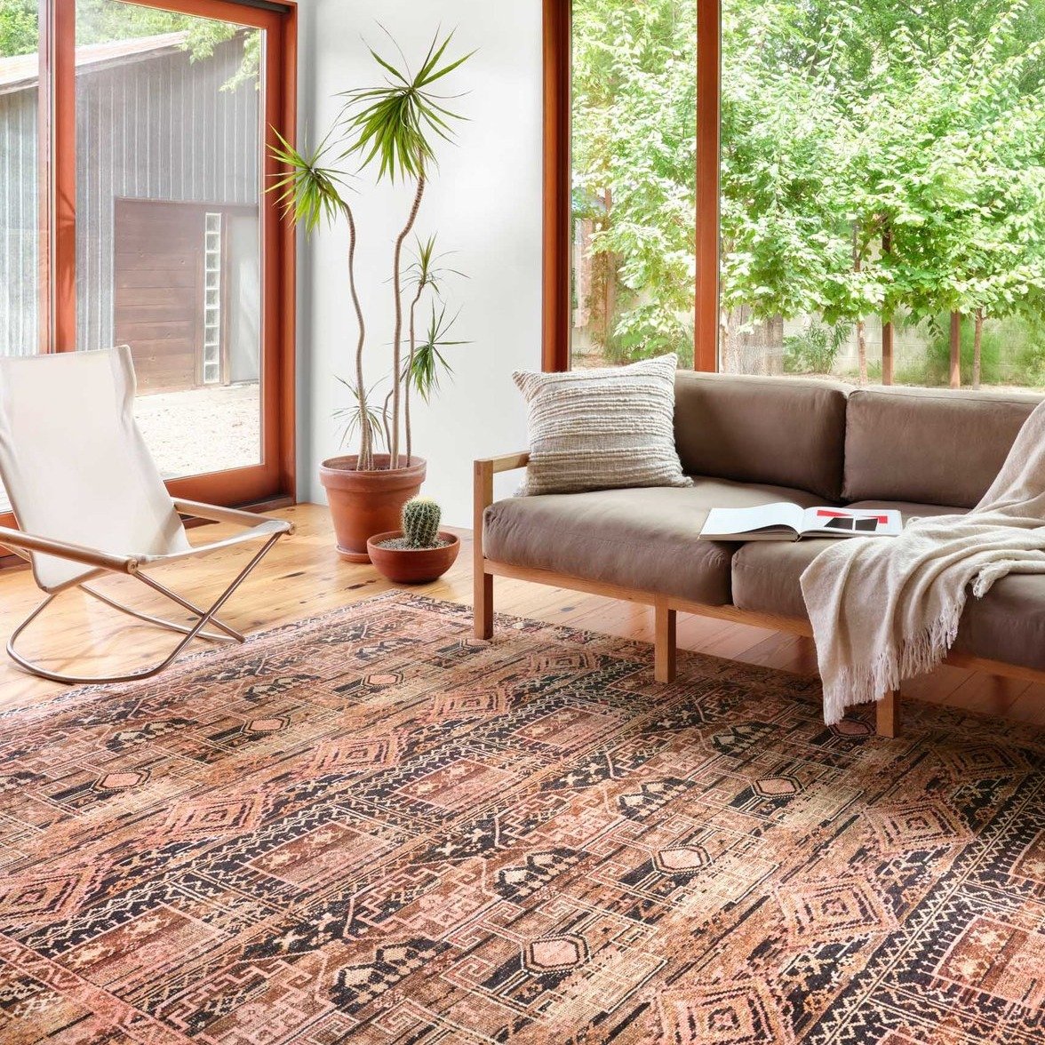 Layla Rug - Various Sizes - Loloi