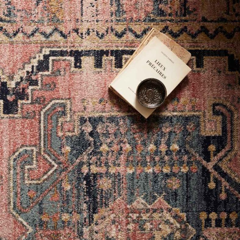 Jocelyn Rug - Various Sizes - Loloi