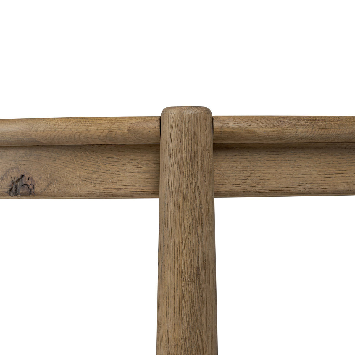 Amber Lewis X Four Hands Salvador Dining Table - detail view of table edge