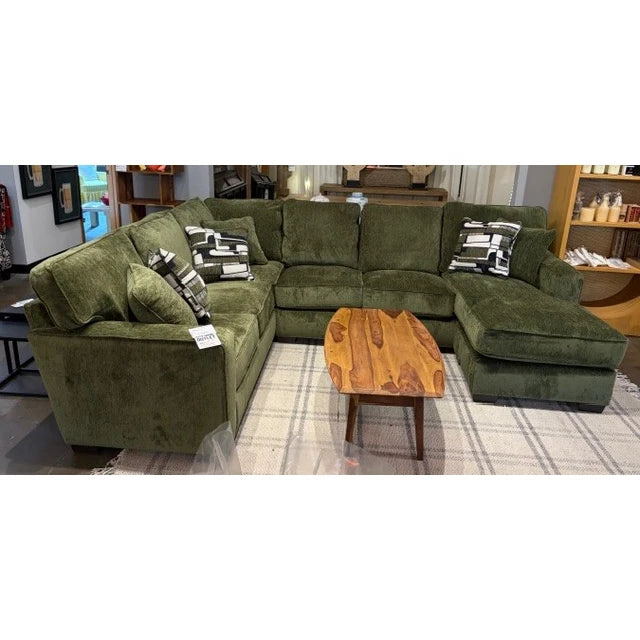 Augusta LHF Sectional: Available at City Home PDX Outlet 