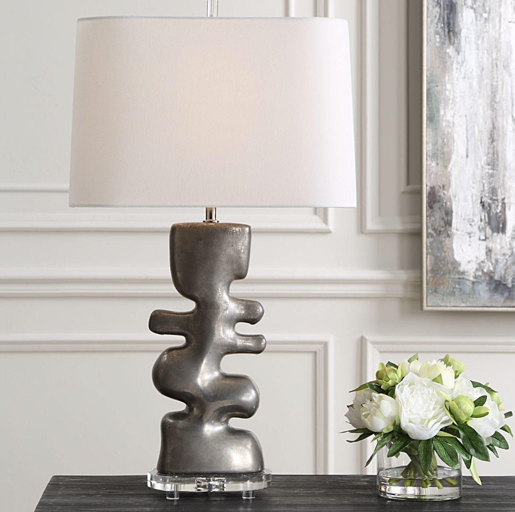 Free Flowing Table Lamp: Product Style View