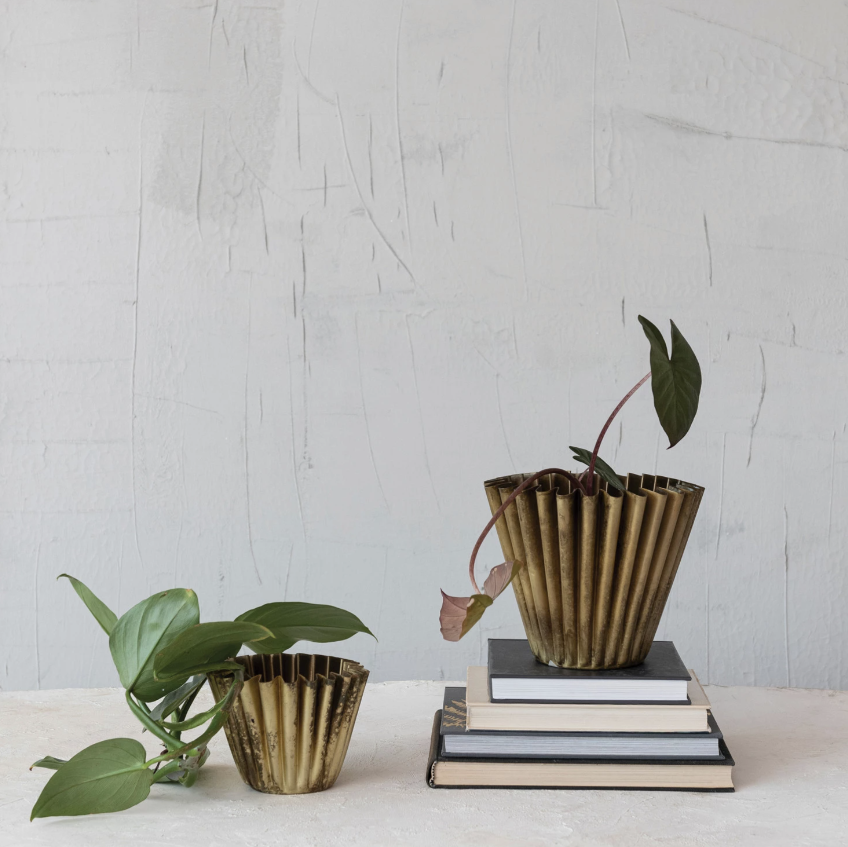Fluted Metal Planter: Product View