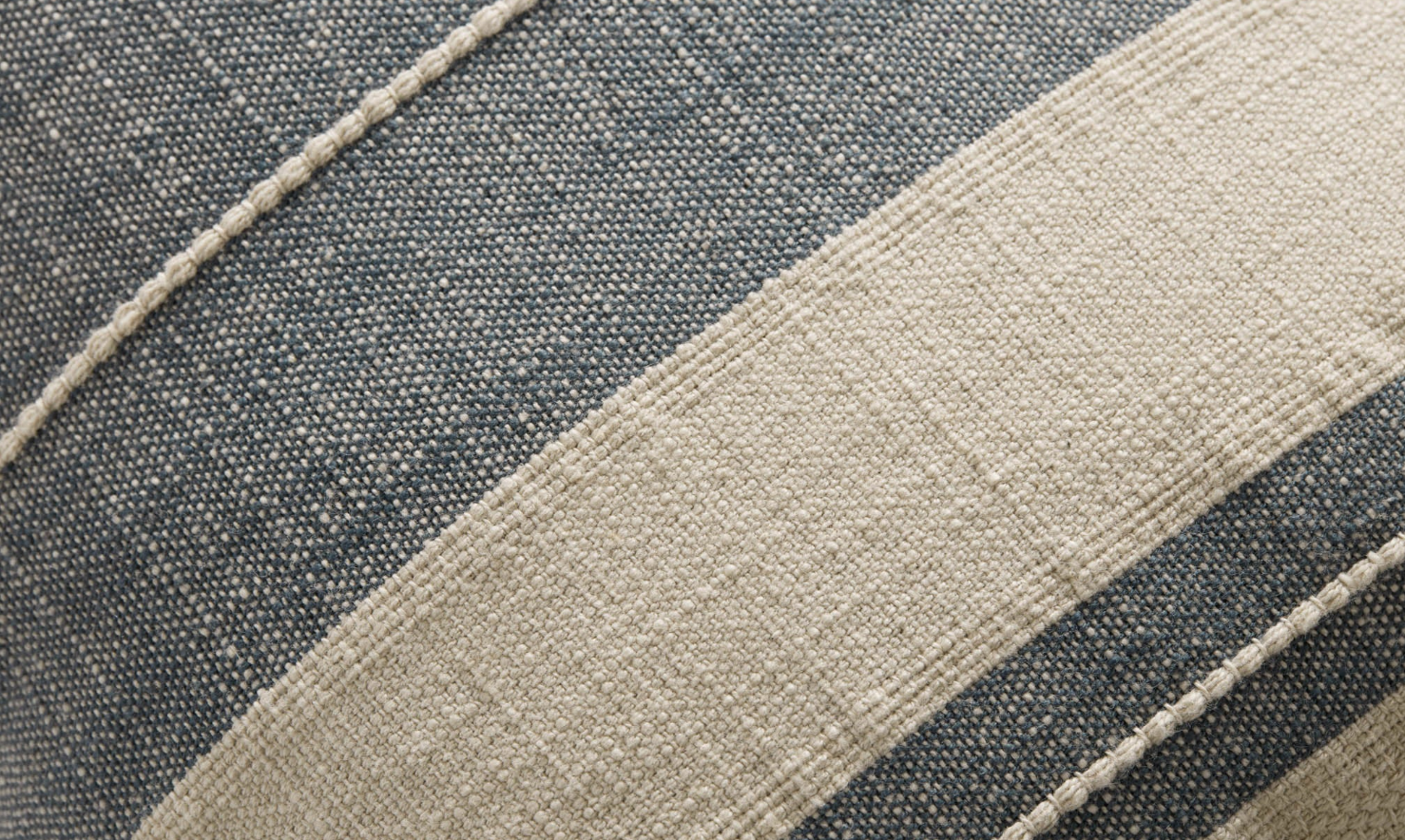 Angela Rose X Loloi Mia Pillow: Product Texture View