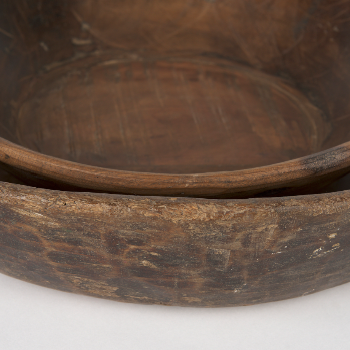 Nikita Set of Two Bowls: Up-Close Product View