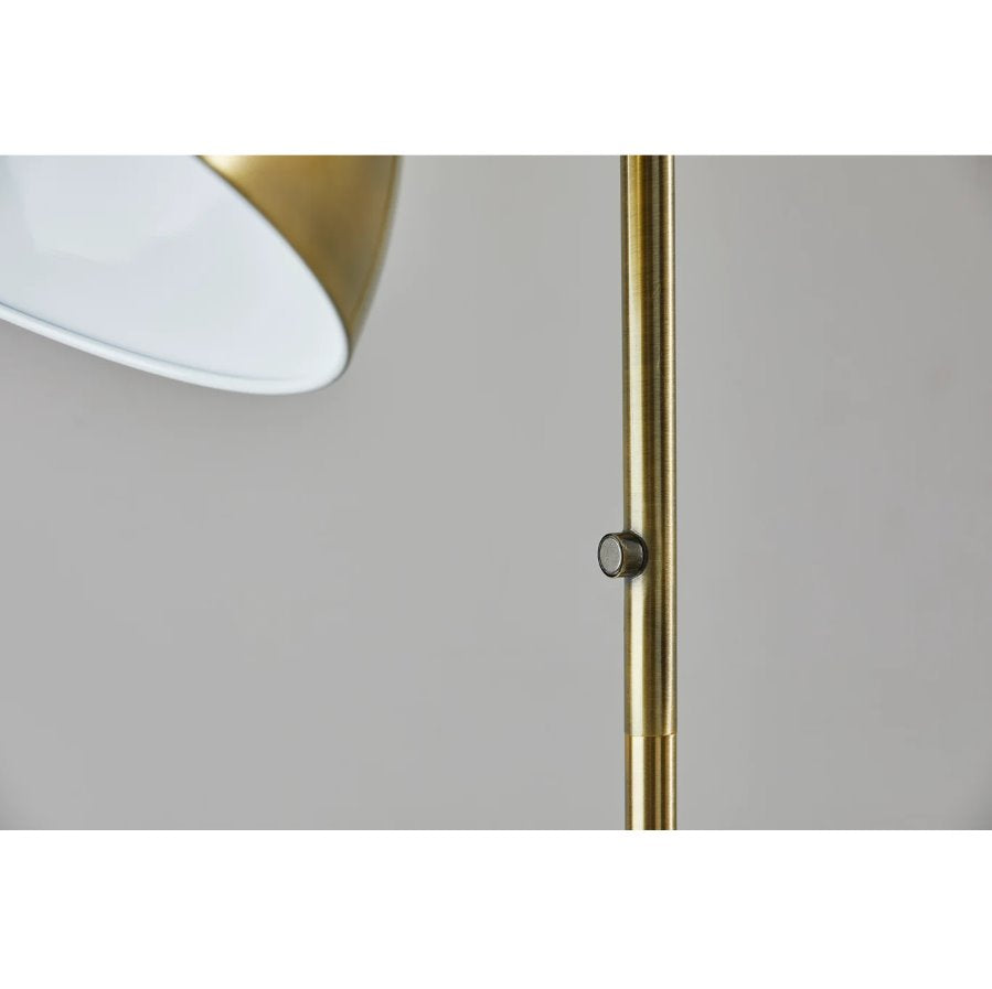 Paxton Floor Lamp: Switch View