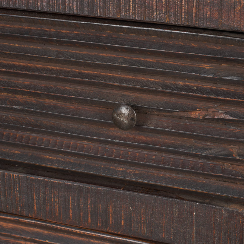 Rhett 3 Drawer Cabinet: Product Hardware View