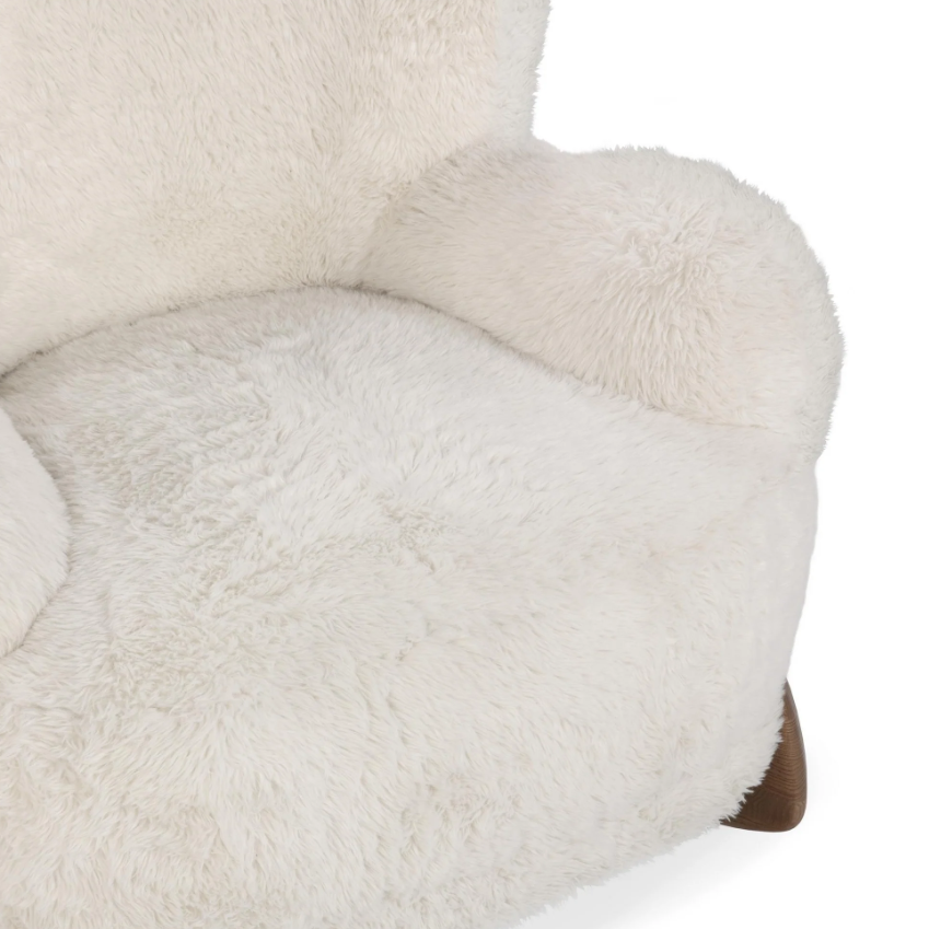 Riya Accent Chair: Product Seat View