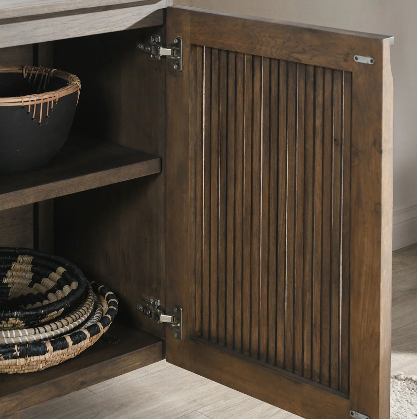 Roya 4 Door Cabinet: Up-Close Cabinet Door View