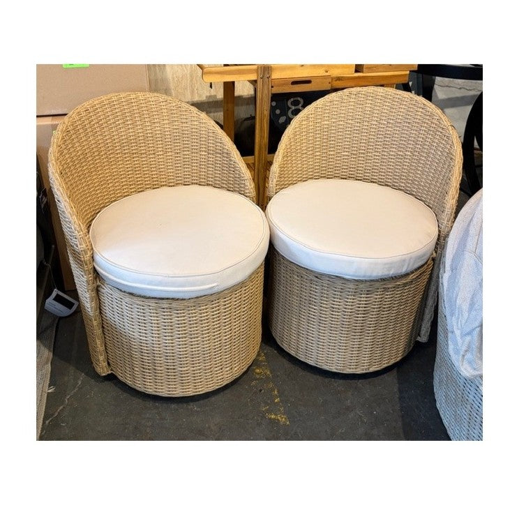 Swivel Chair with Plastic Wicker