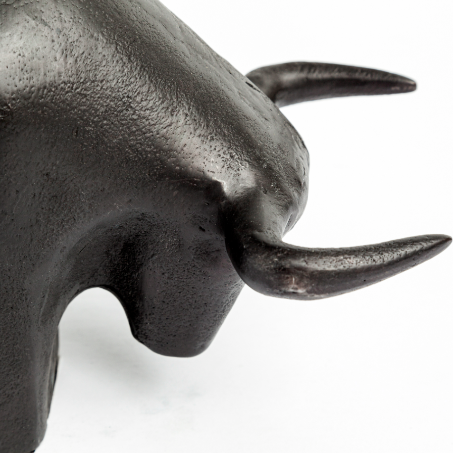 Tauro Cast Aluminum Raging Bull-Black Cast Aluminum: 2nd Up-Close Product View