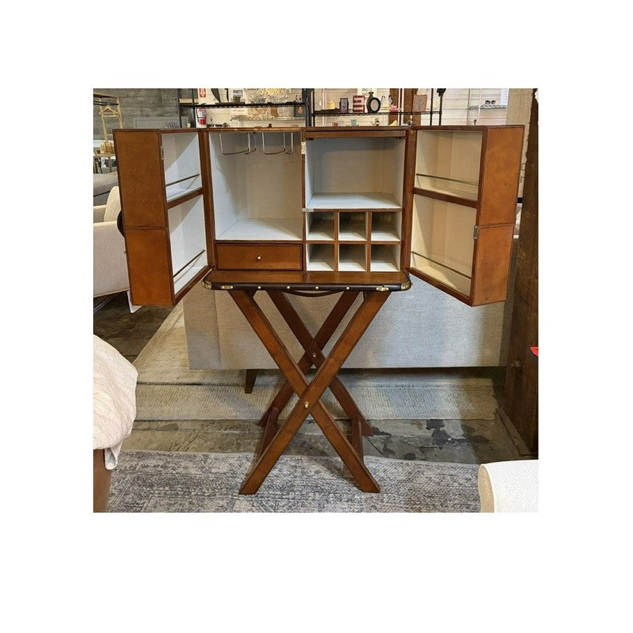 Vintage Trunk Bar: Product View