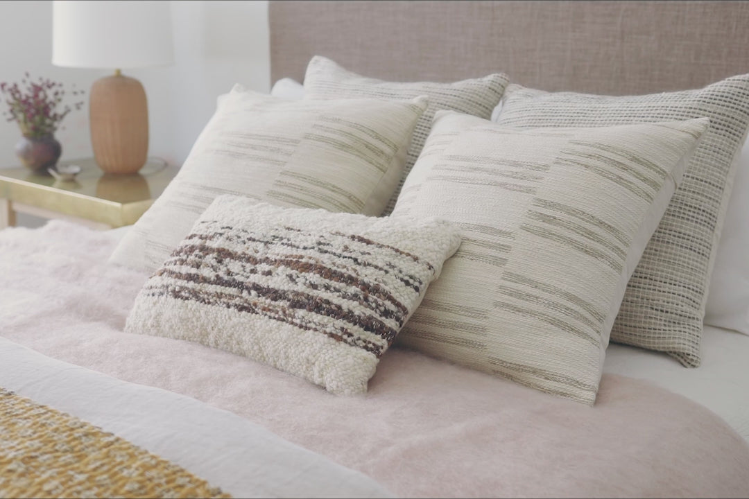 Amber Lewis x Loloi Jay Pillow - video showing the Jay pillow styled on a bed