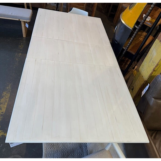 White Table with Leaf - bird's eye view of tabletop