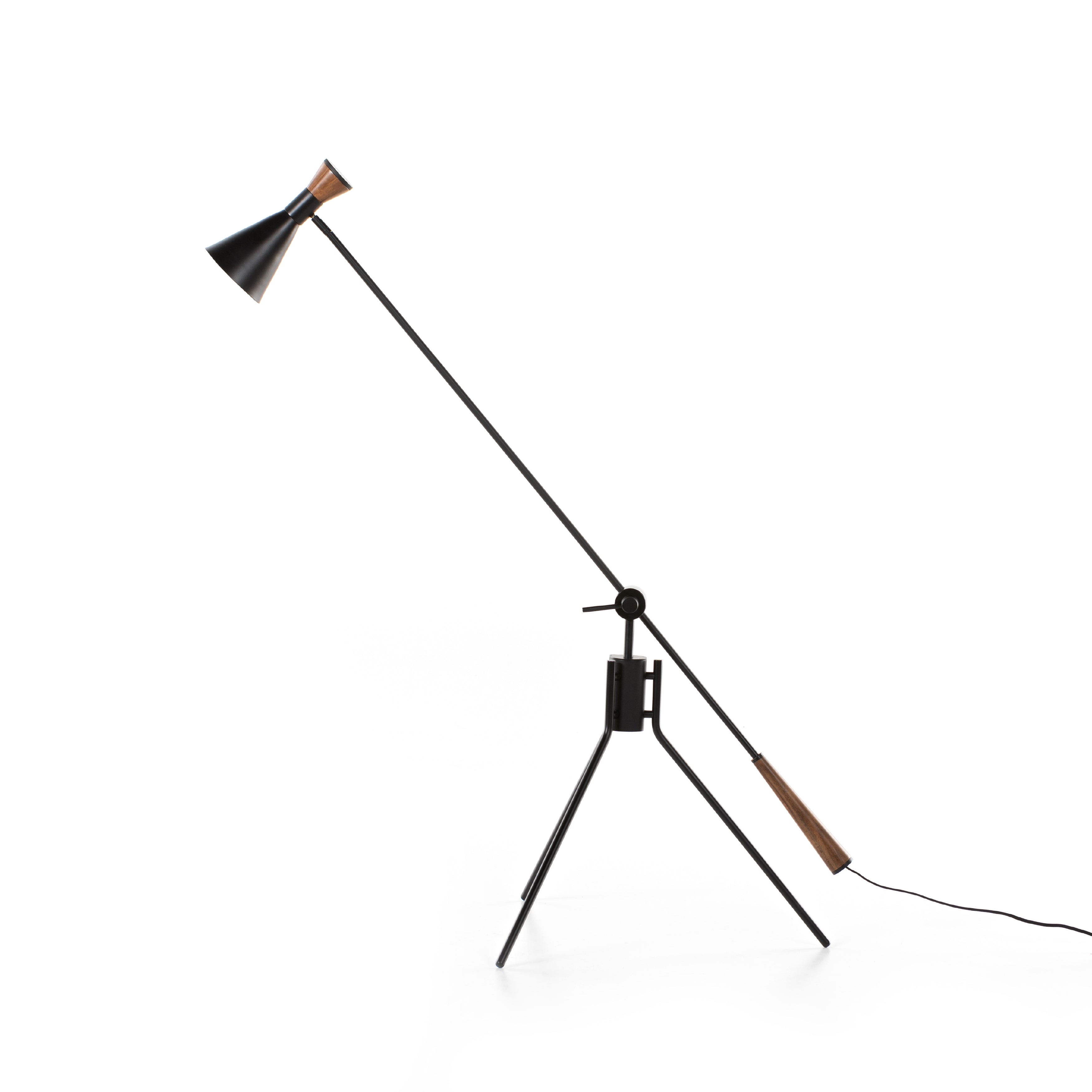 Walt Floor Lamp