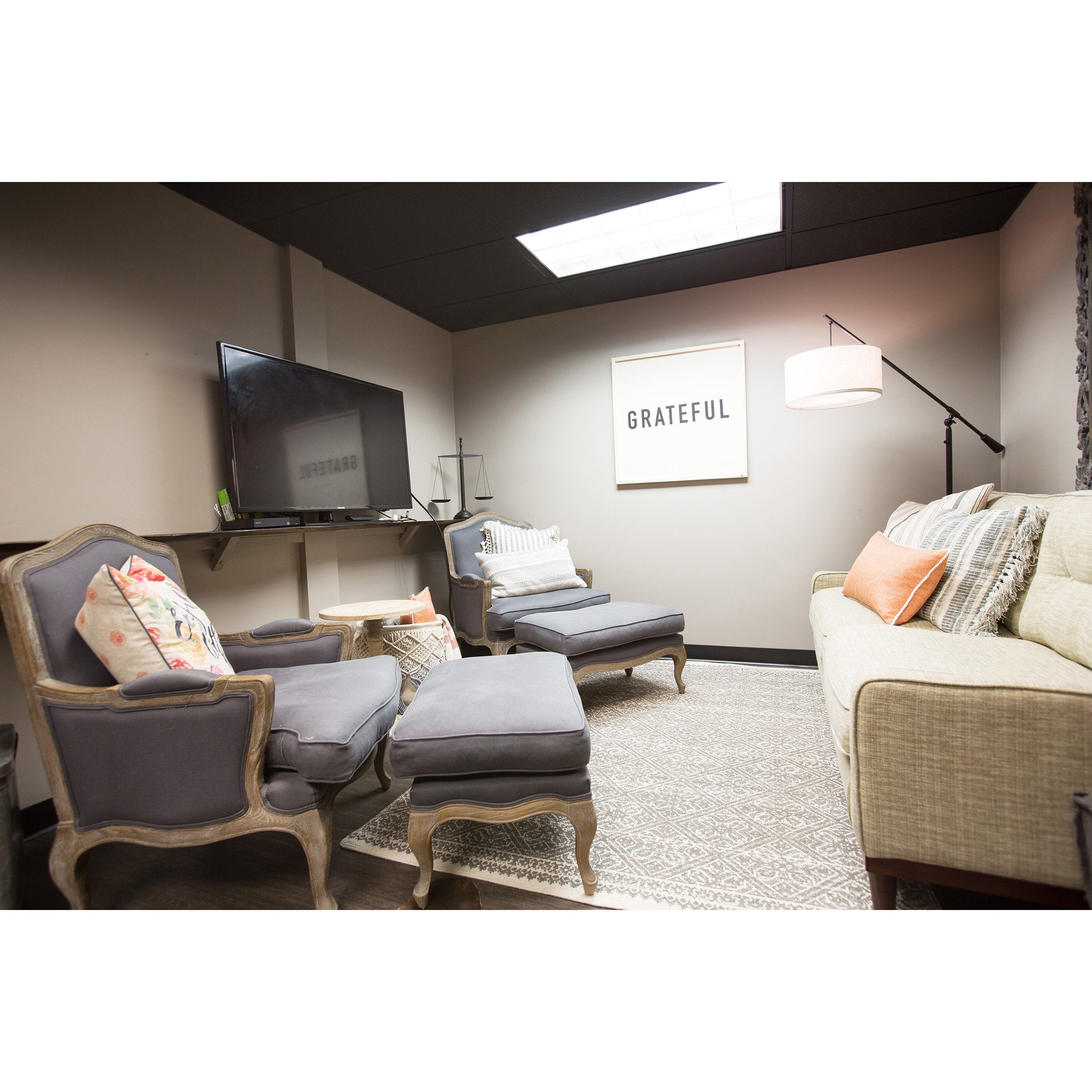 Marie Wing Arm Chair - New Pacific Direct