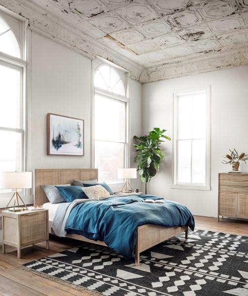 Sydney Bed - 2 Finish Options - City Home