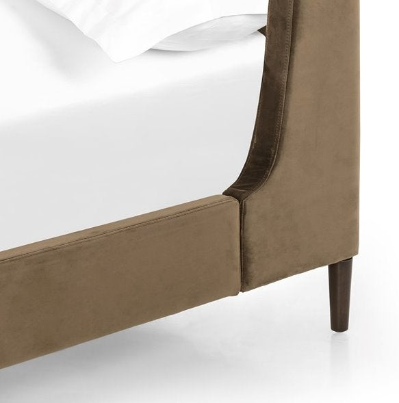 Potter Bed: Up-close Tapered Legs View